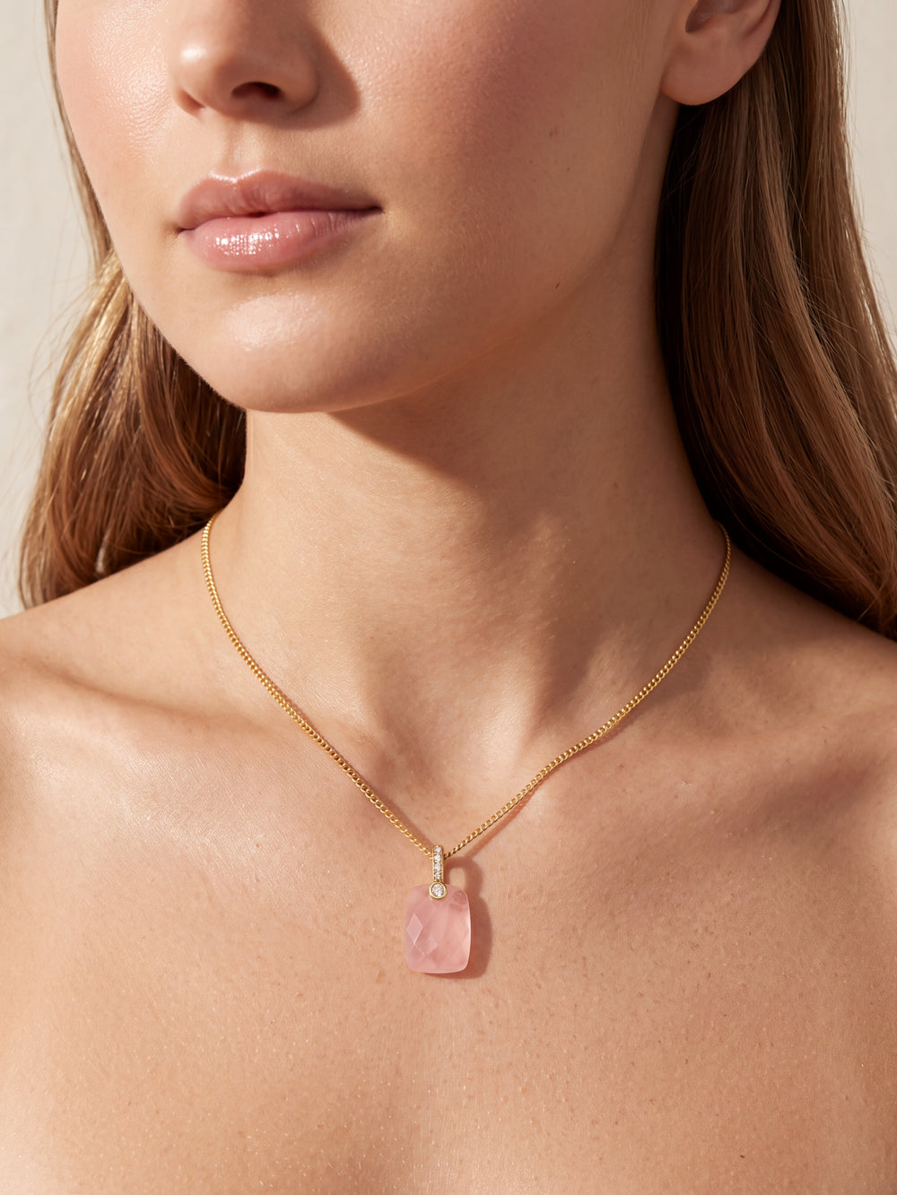 Collar Rectangular Piedra Cuarzo Rosa A Beneficio Cruz Rosa