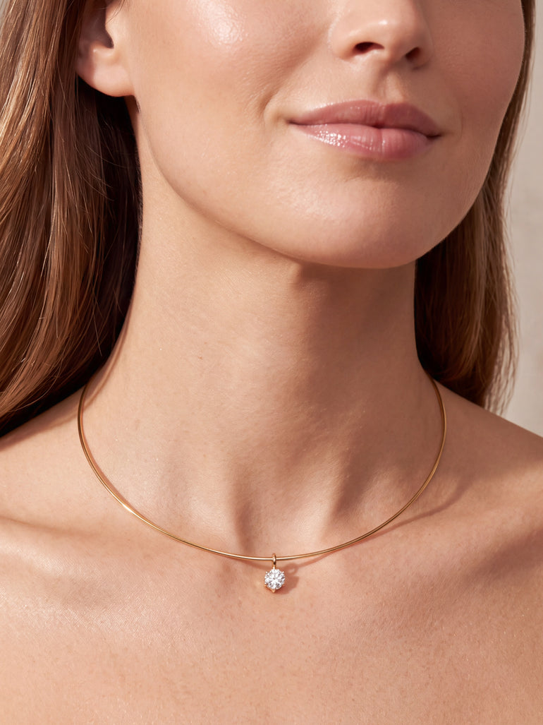 Choker Rigido Dije Zirconia Hexagonal
