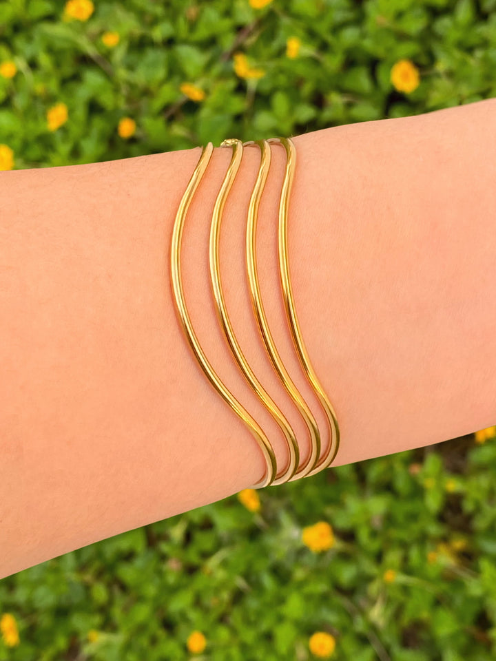 Brazalete Cuatro Lineas Ondulado