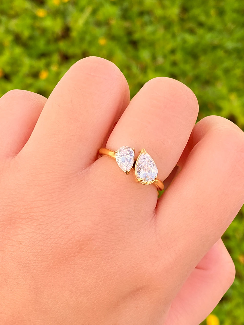 Anillo Doble Zirconia Gota
