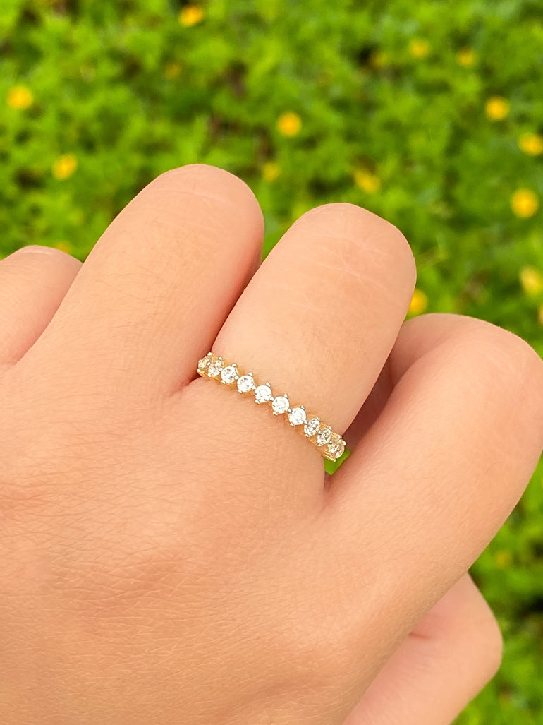 Anillo Zirconias Oro 14k