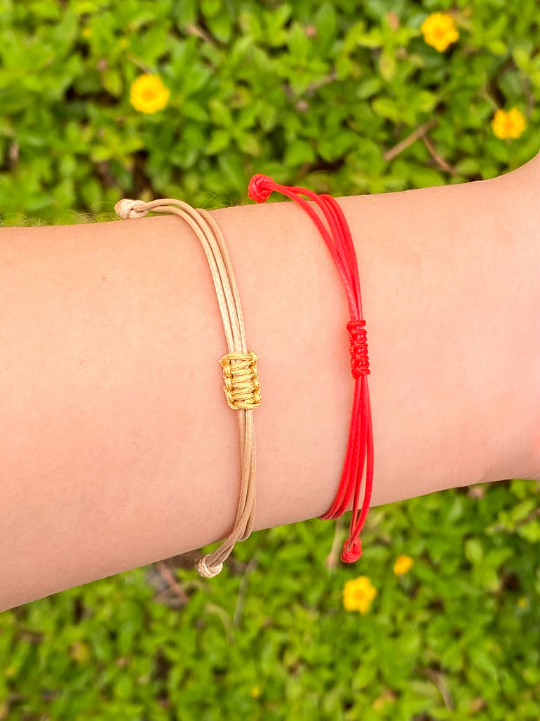 Pulsera Hilo Con San Benito Colgante