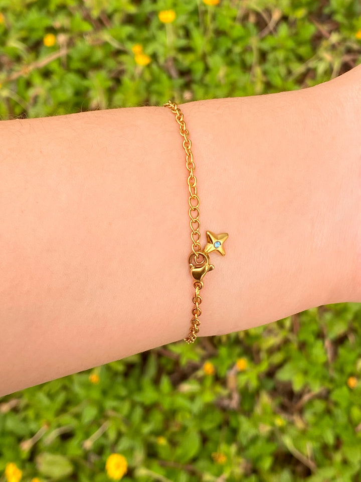 Pulsera Con Sol y Zirconias