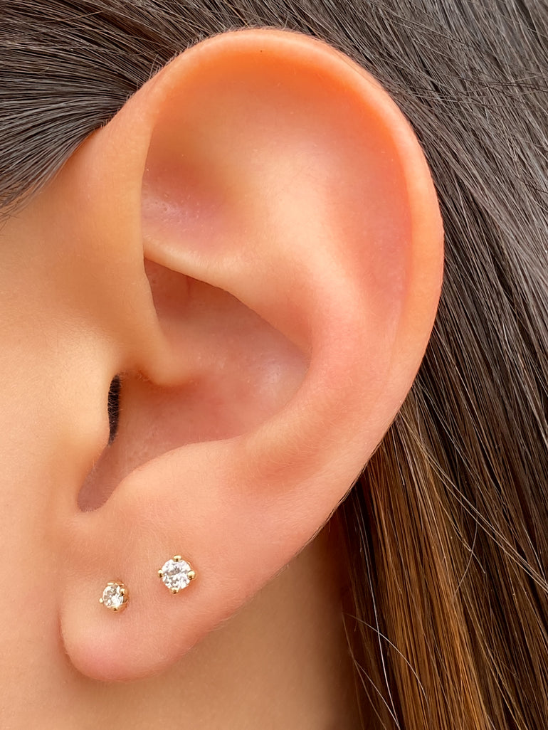 Arete Broquel Diamante Oro 14k