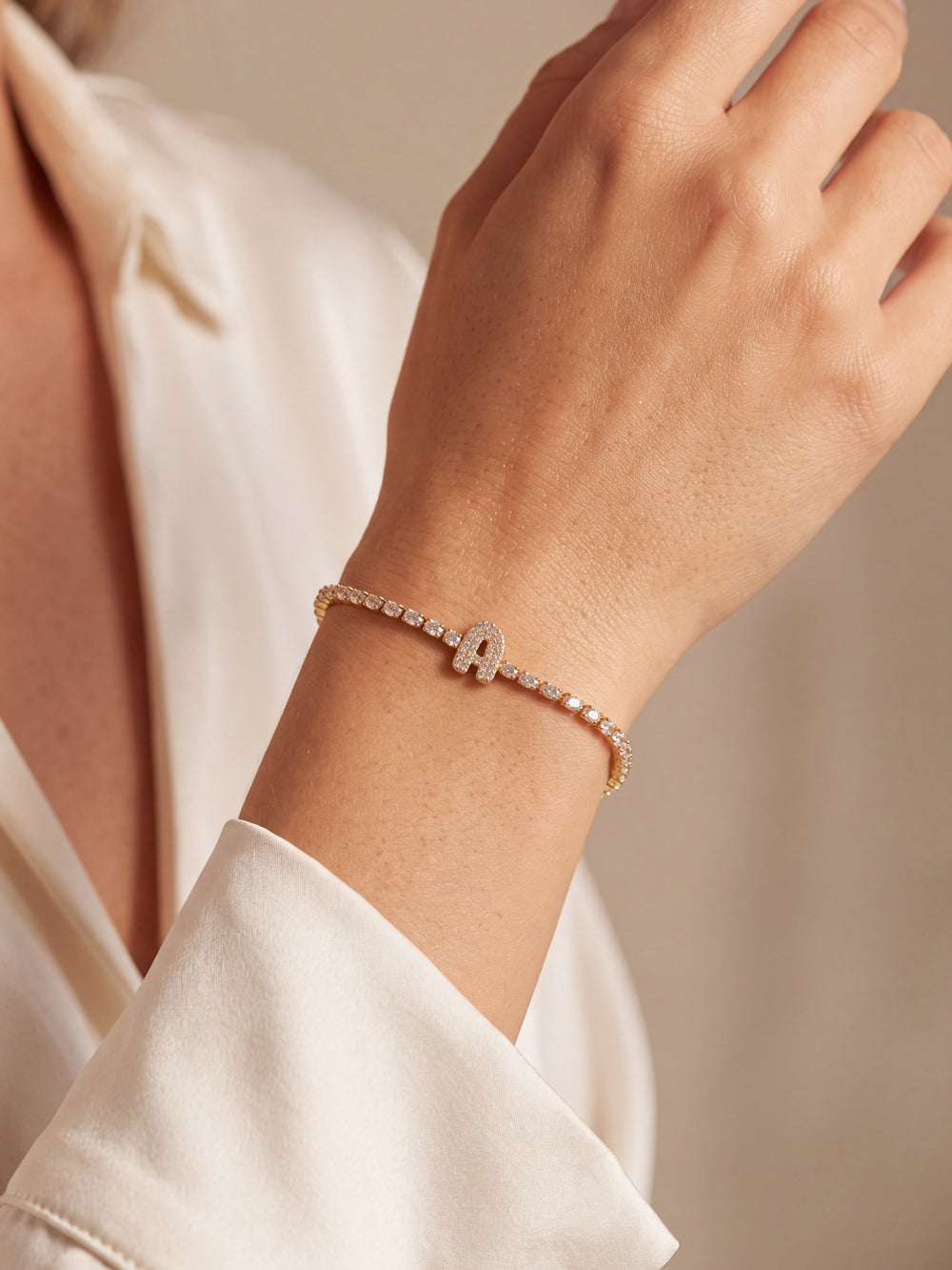 Pulsera Zirconias Con Inicial Mini Bubble