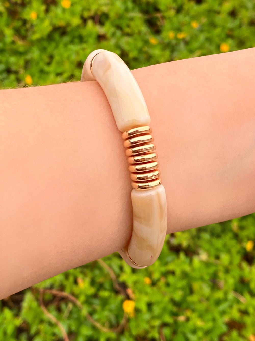 Pulsera Chunky Blanca Aros Dorados