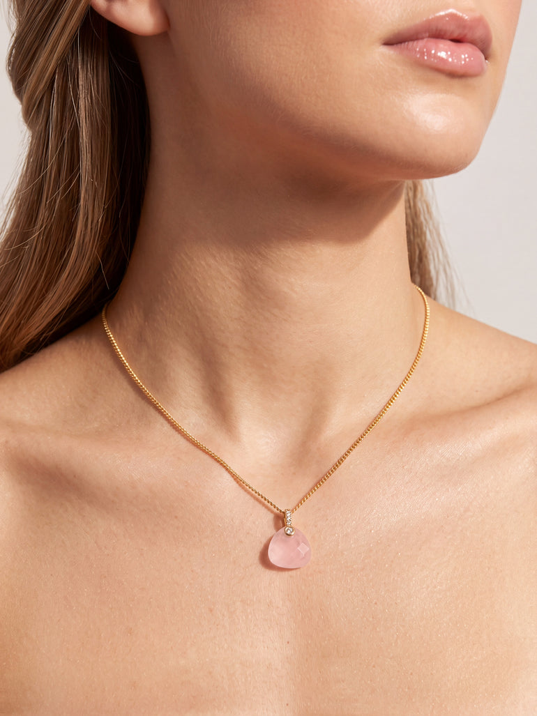 Collar Gota Ancha Piedra Cuarzo Rosa A Beneficio Cruz Rosa