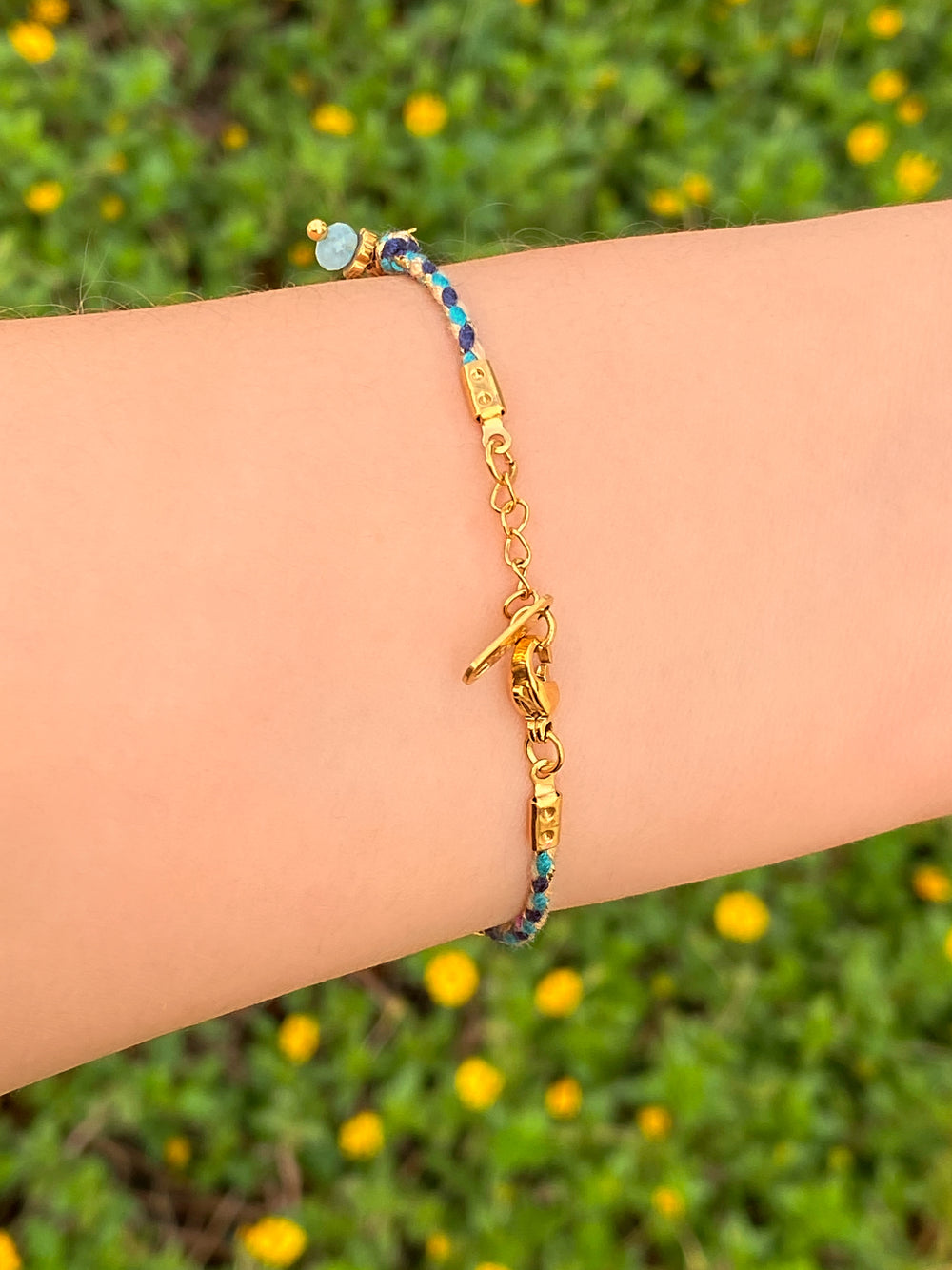 Pulsera Azul Con Multidijes, Piedras y Estrella