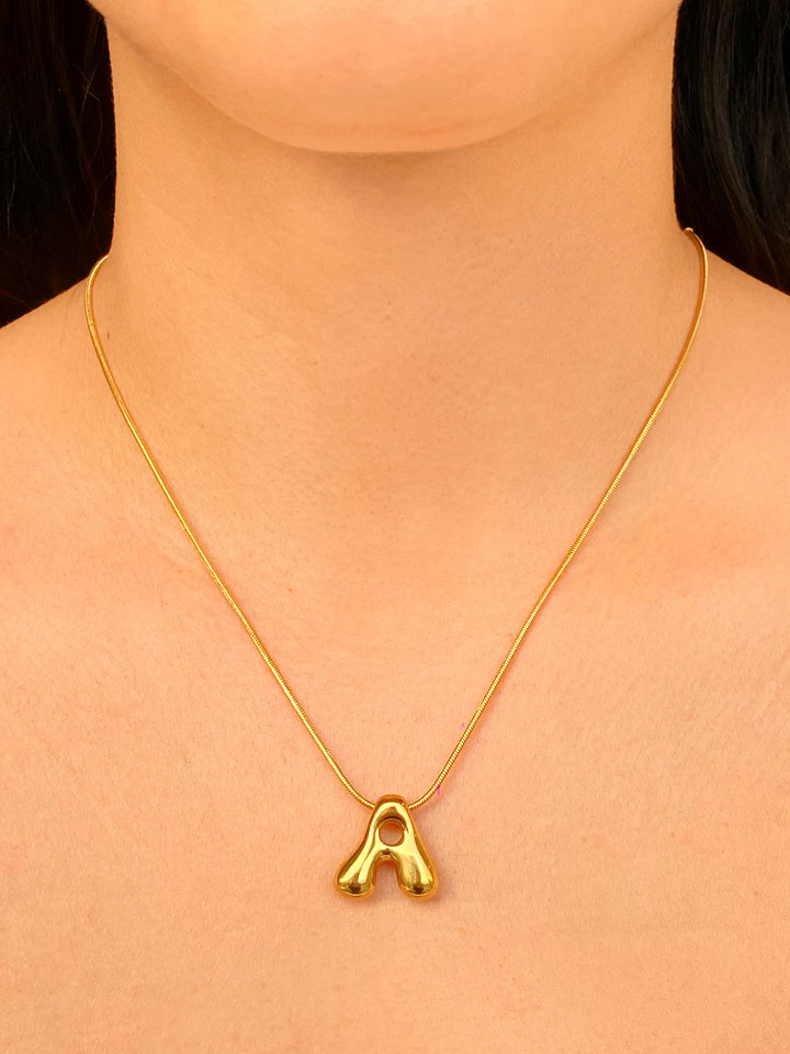 Collar Delgado Inicial Bubble Dorado