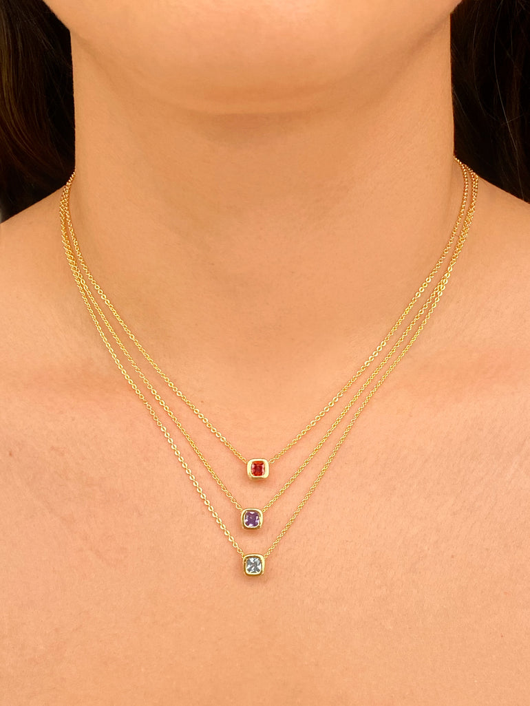 Collar Birthstone Cuadrado Dorado