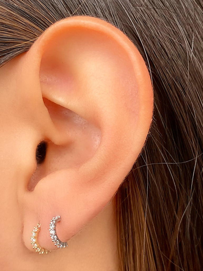 Arracada 8 mm Zirconias Oro 10k