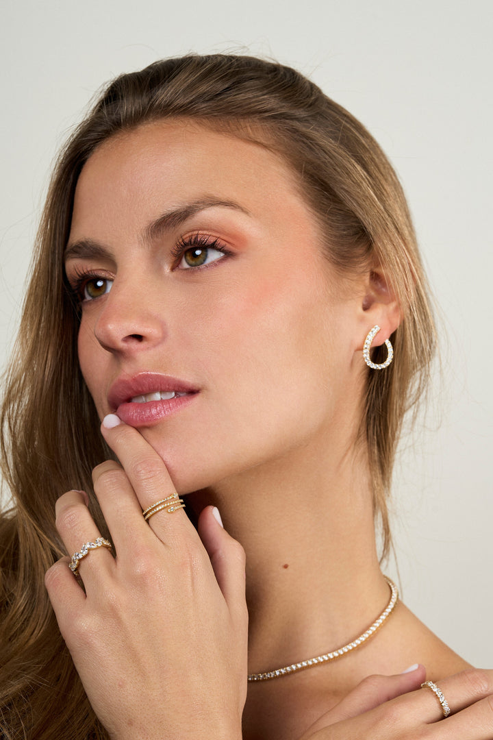 Par Arete Curva Abierta Con Zirconias