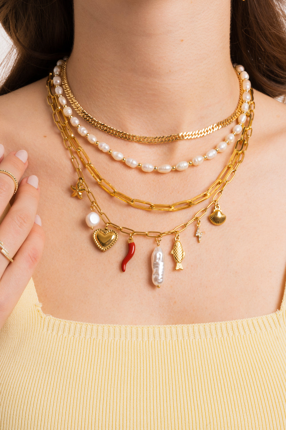 Collar Con Perlas y Bolitas Intercaladas