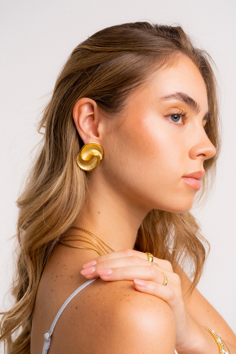 Par Arete Medio Circulo Con Textura