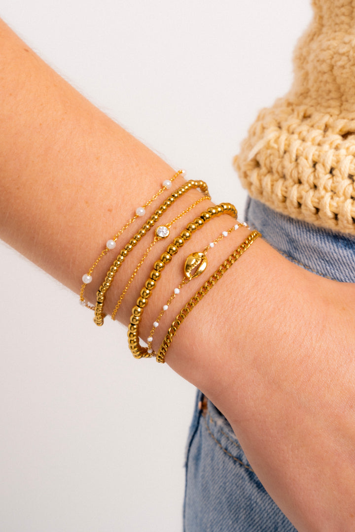 Pulsera Con Bolitas Blancas Con Concha