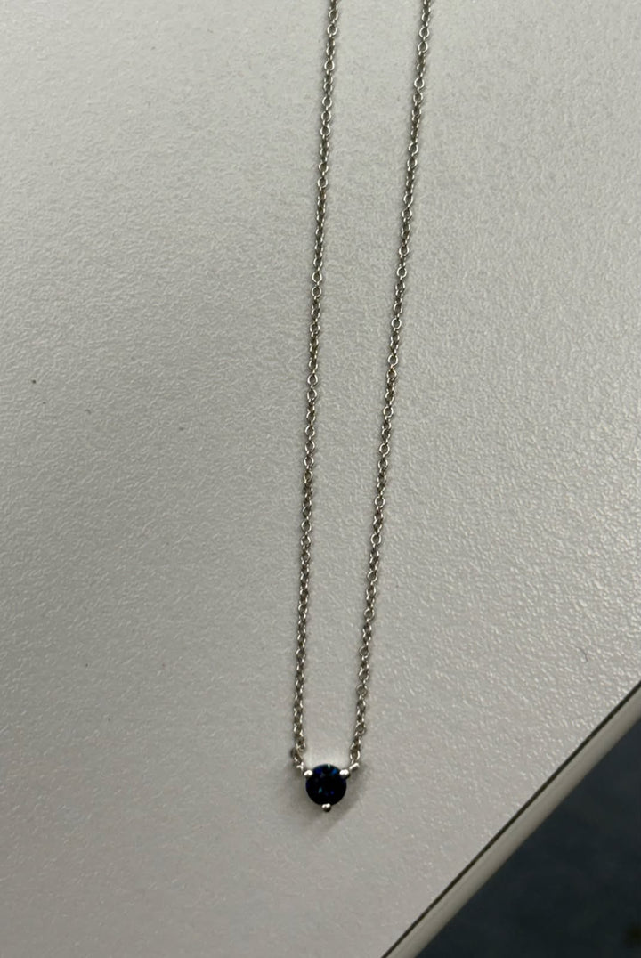 Collar Con Dije Zafiro Corte Round 0.14 Ct Natural