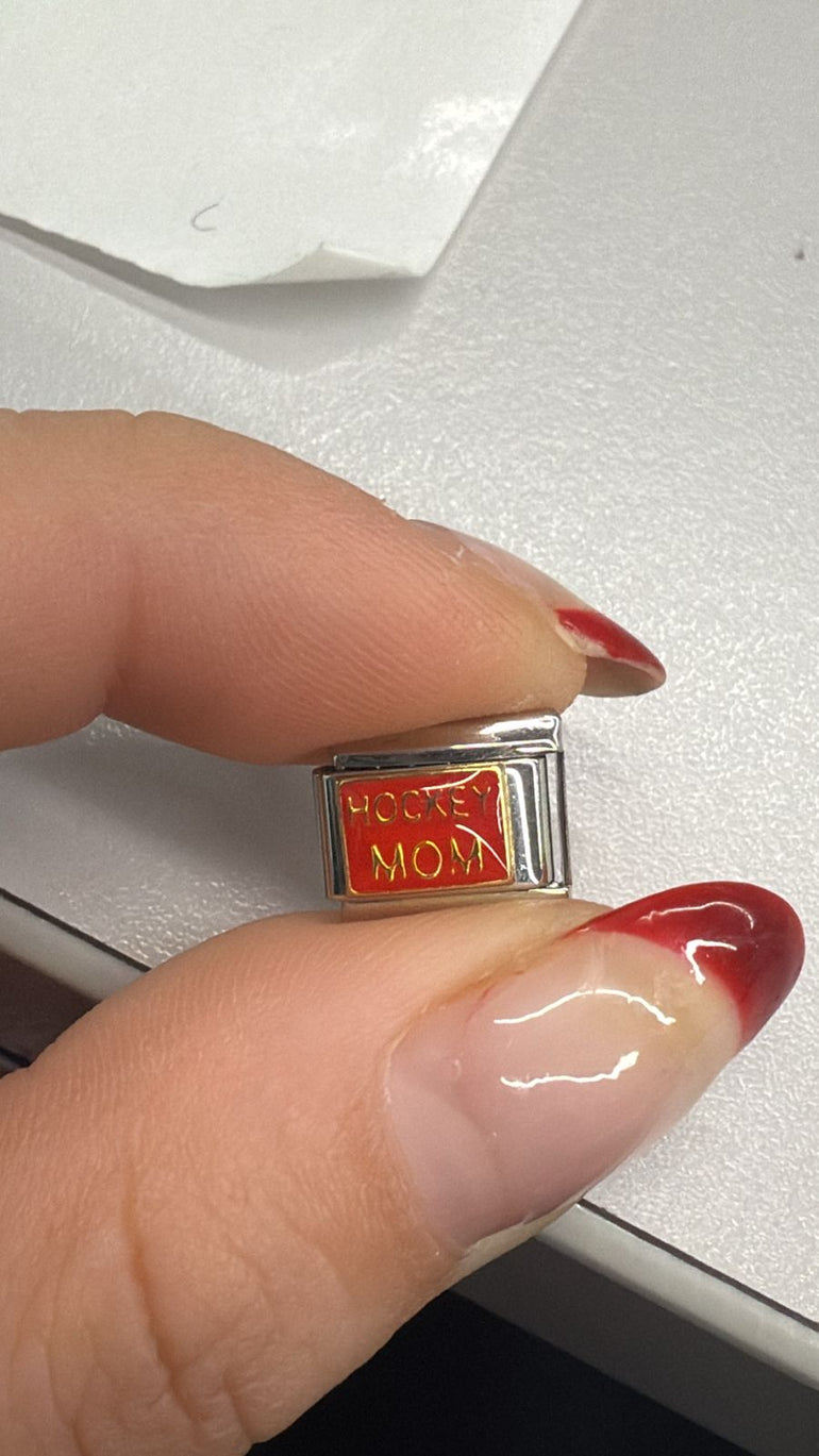 NUEVO Charm hockey mom