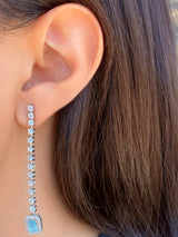 Par Arete Con Tira Zirconias y Baguette Celeste