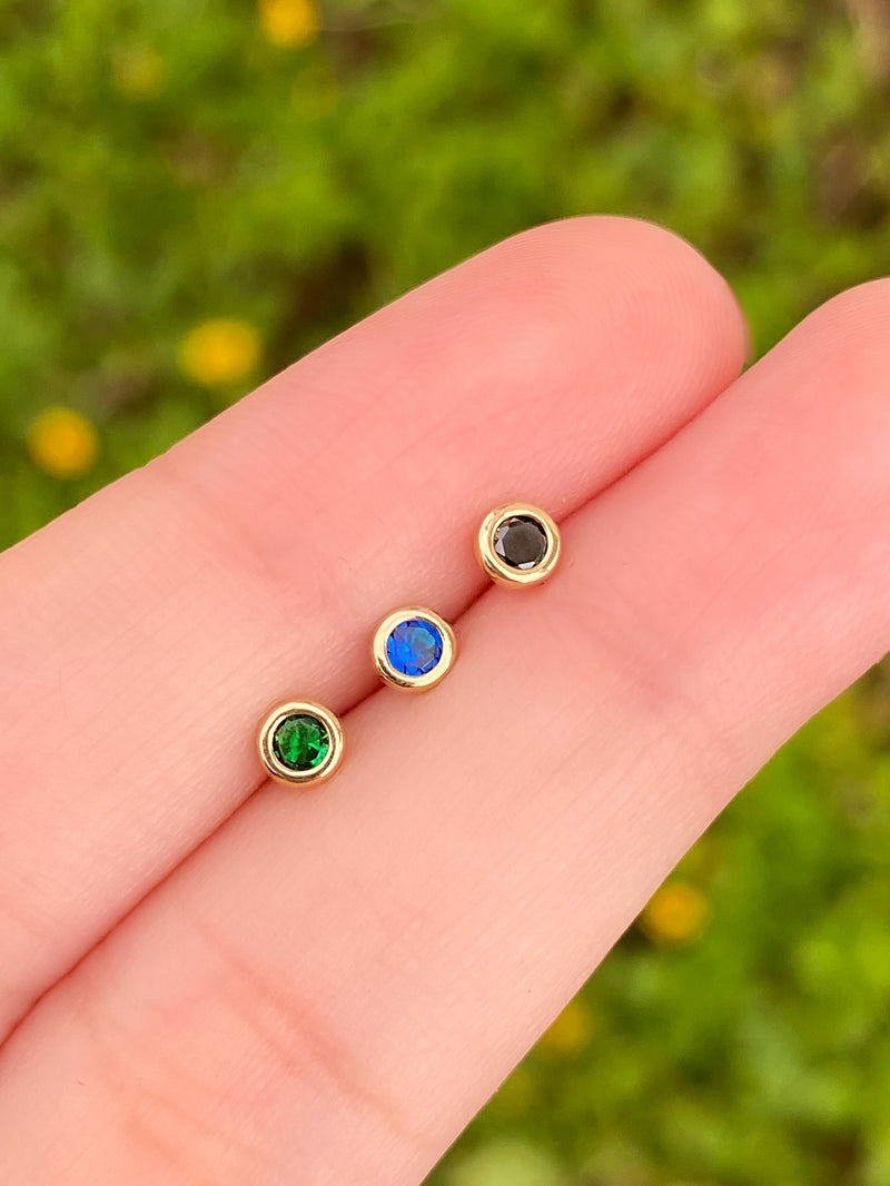 Zirconia Color Broquel Oro 10k