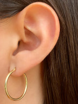 Par Arracada Delgada Dorada 21 mm Oro 10k