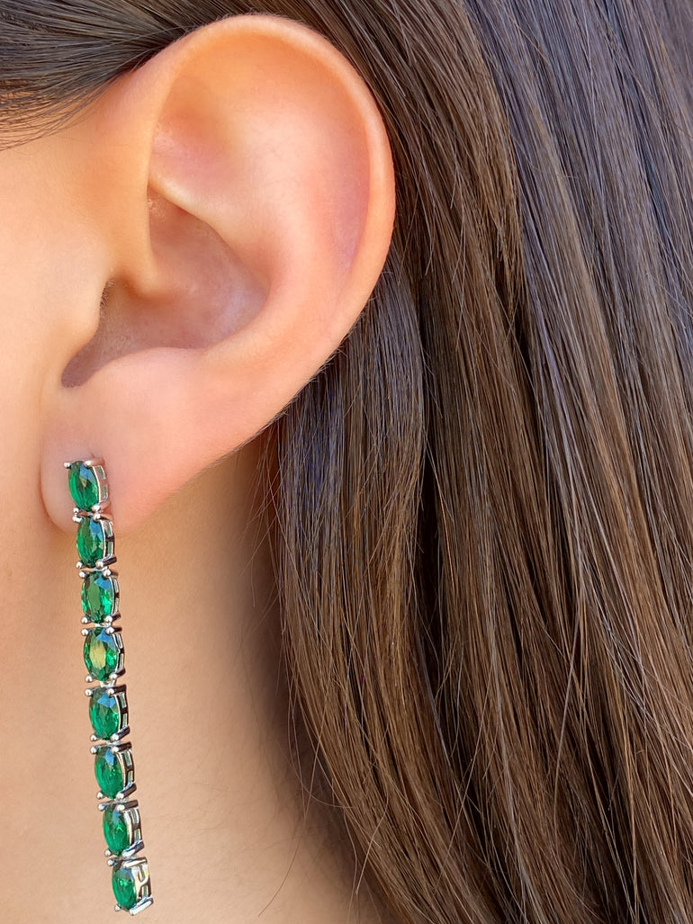 Par Arete Plateado Tira Zirconia
