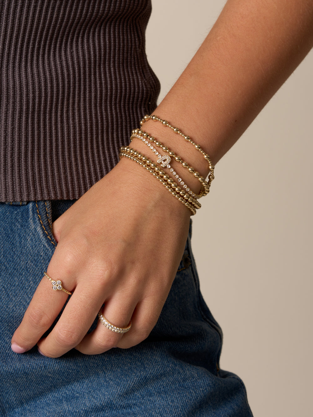 Pulsera Zirconias Con Inicial Mini Bubble
