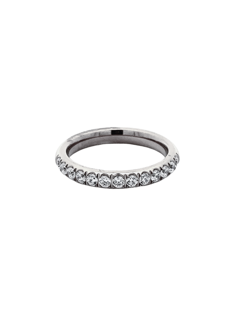 Anillo con Zirconias
