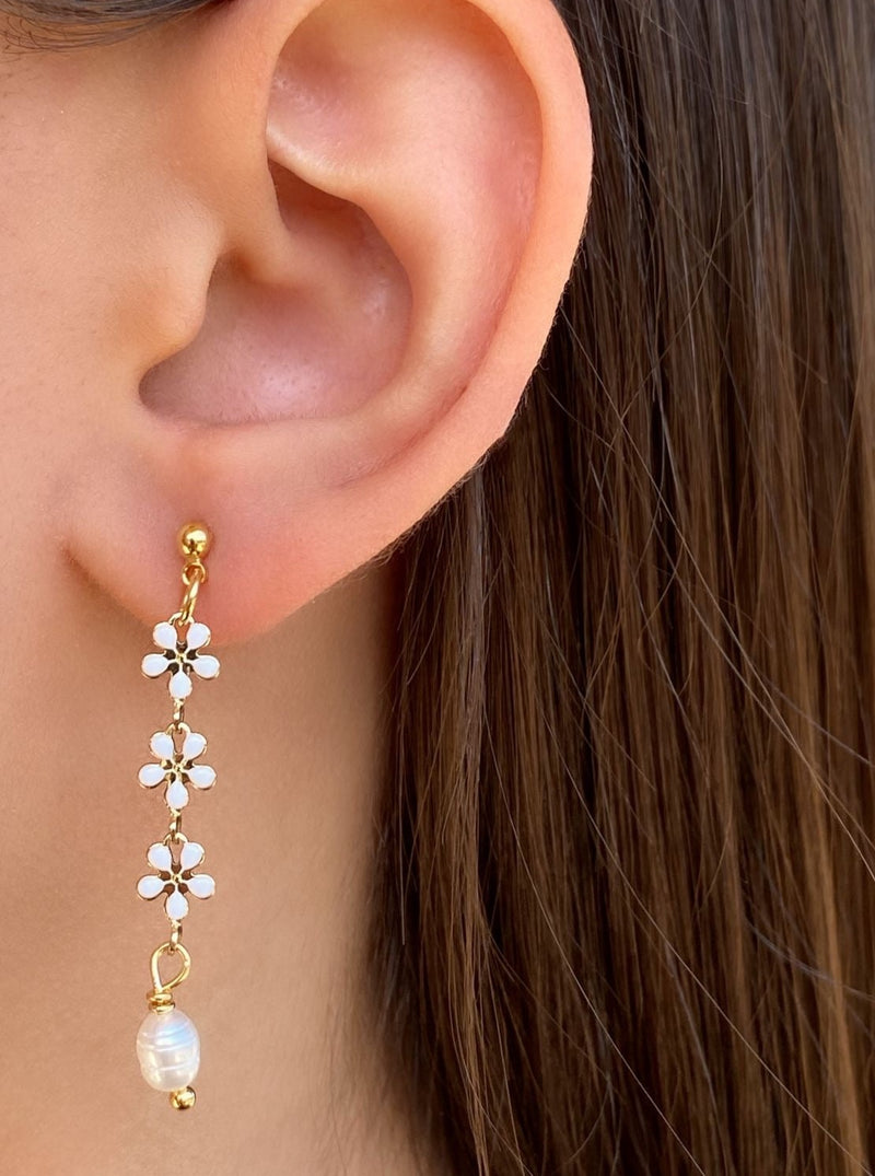 Par Aretes Margarita con Perla