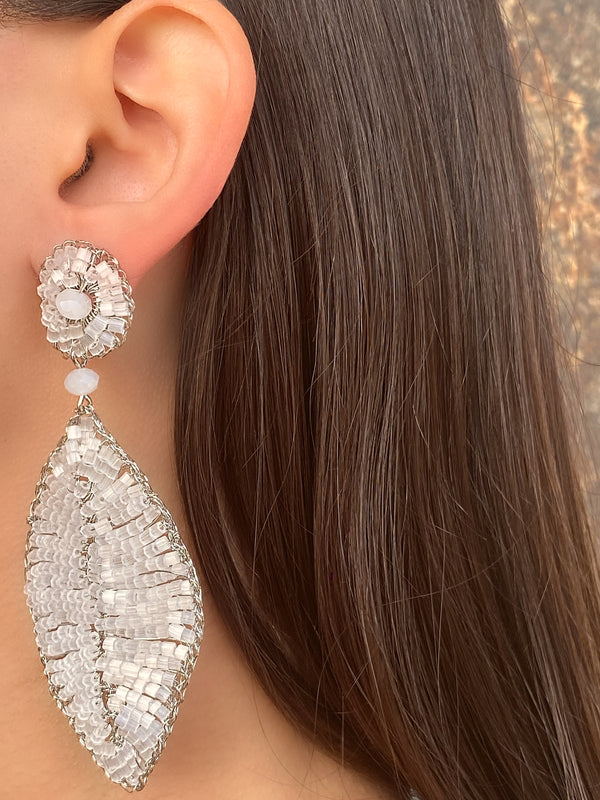 Par Aretes Hoja Plateada