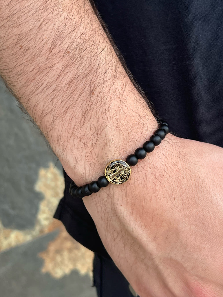 Pulsera Bolitas Negras Dije San Benito