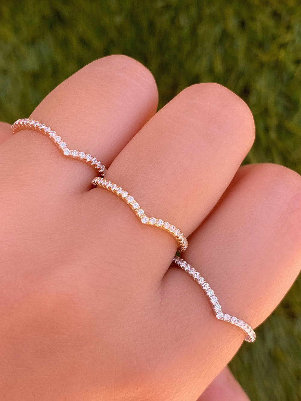 Anillo Zirconias con Pico