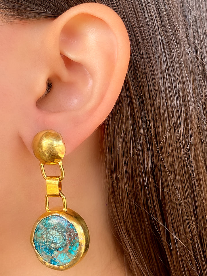 COLECCION INDIA PAR PIEDRA CELESTE MANCHAS CAFES DORADO