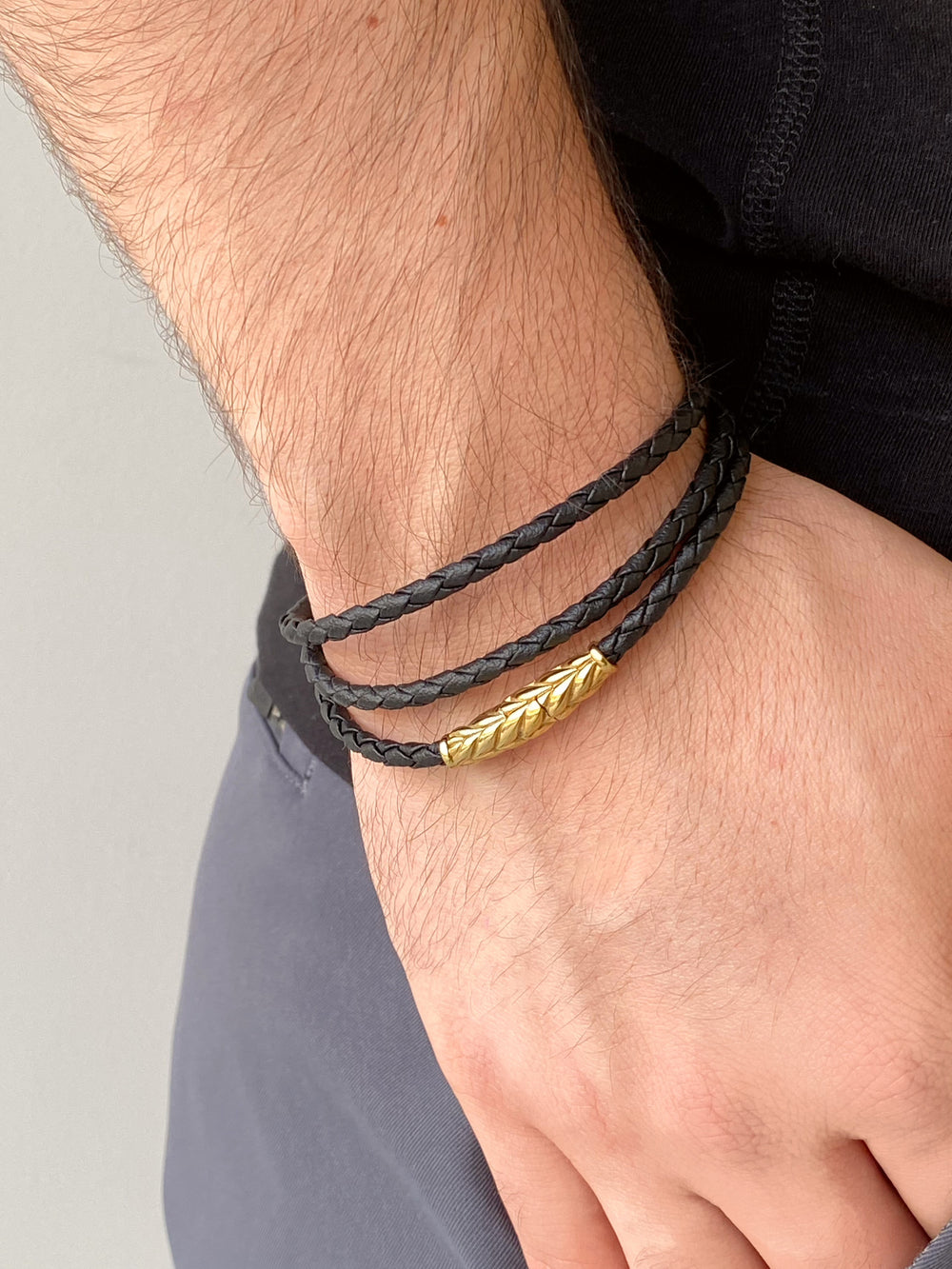 Brazalete Triple Piel Negra