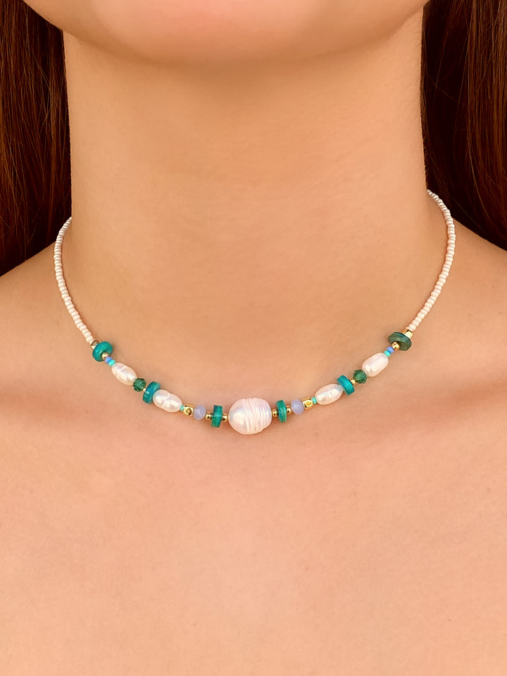 Choker Perla y Piedras Verdes